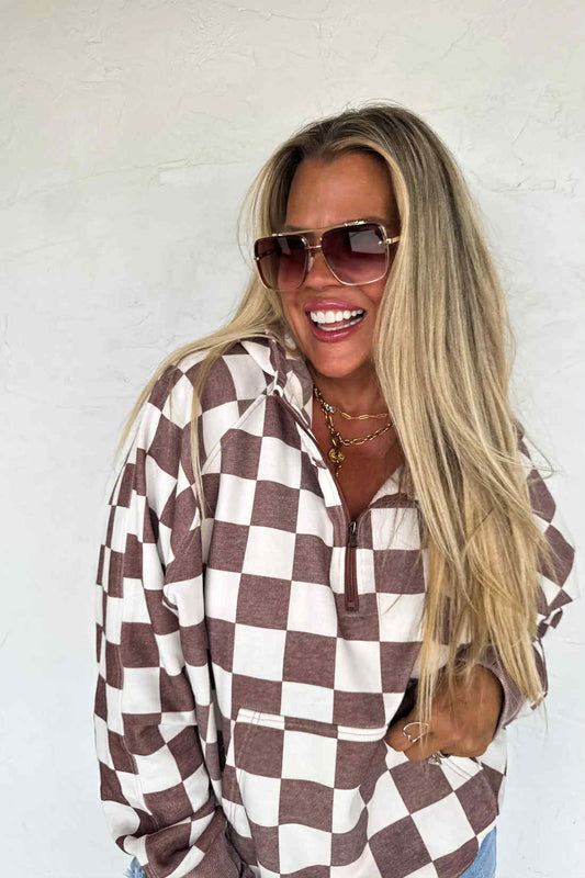 Checkmate Easy Does It Pullover